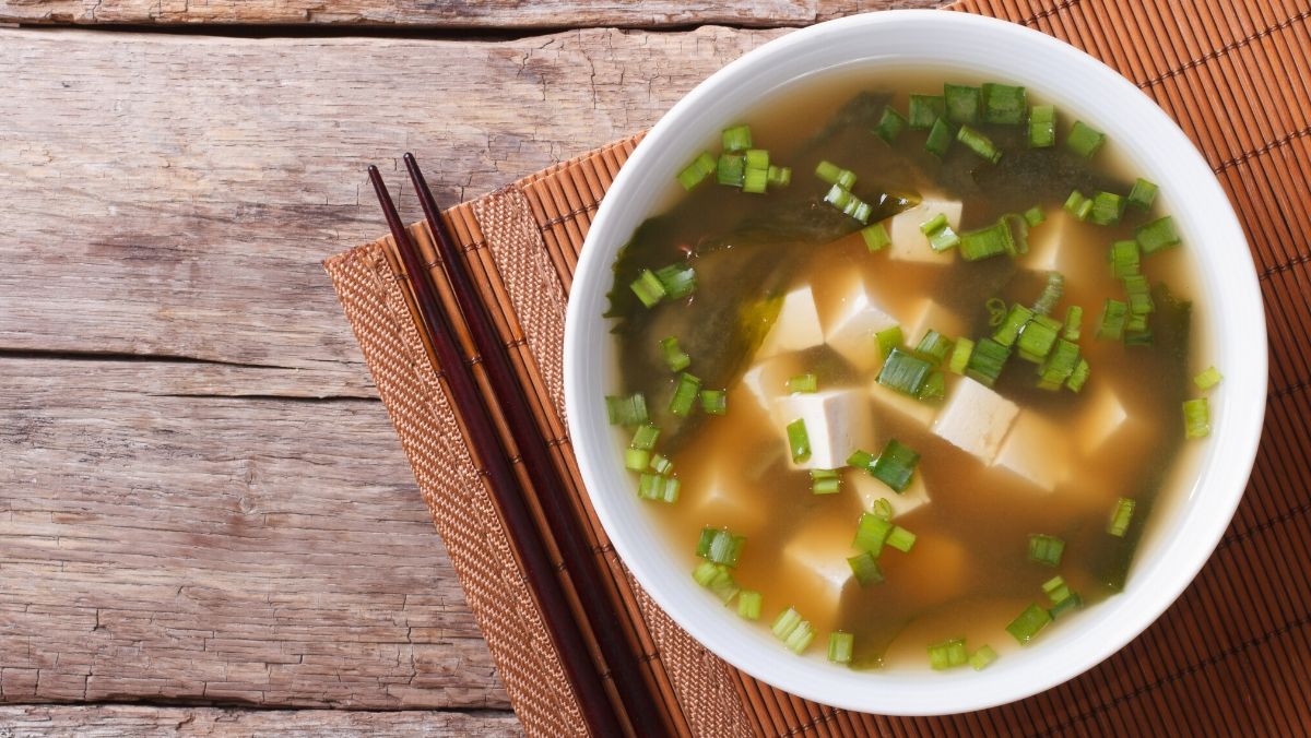 15-Minute Miso Soup